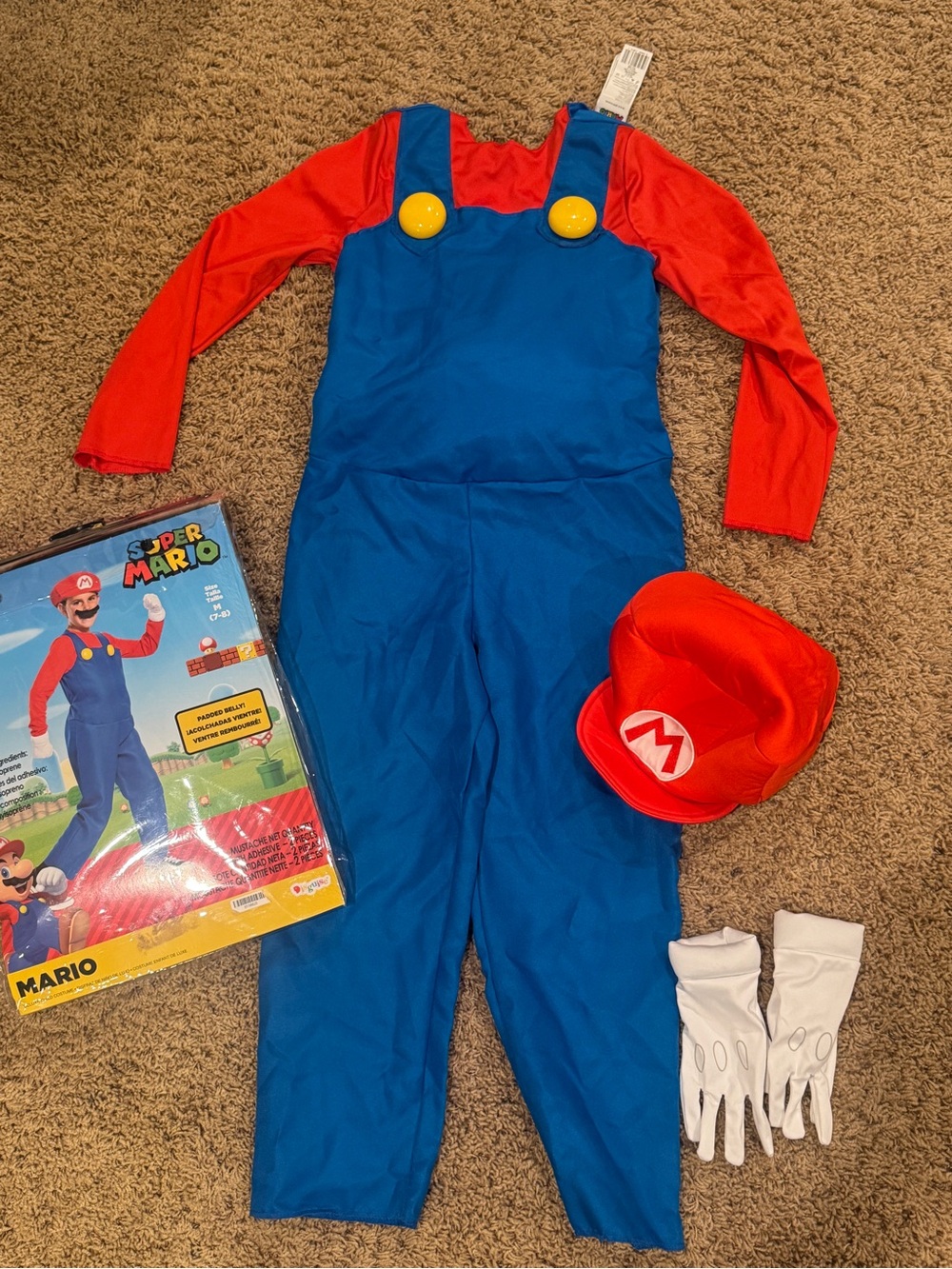 Super Mario Halloween costume Padded belly kids SZ med 7-8 gloves hat included